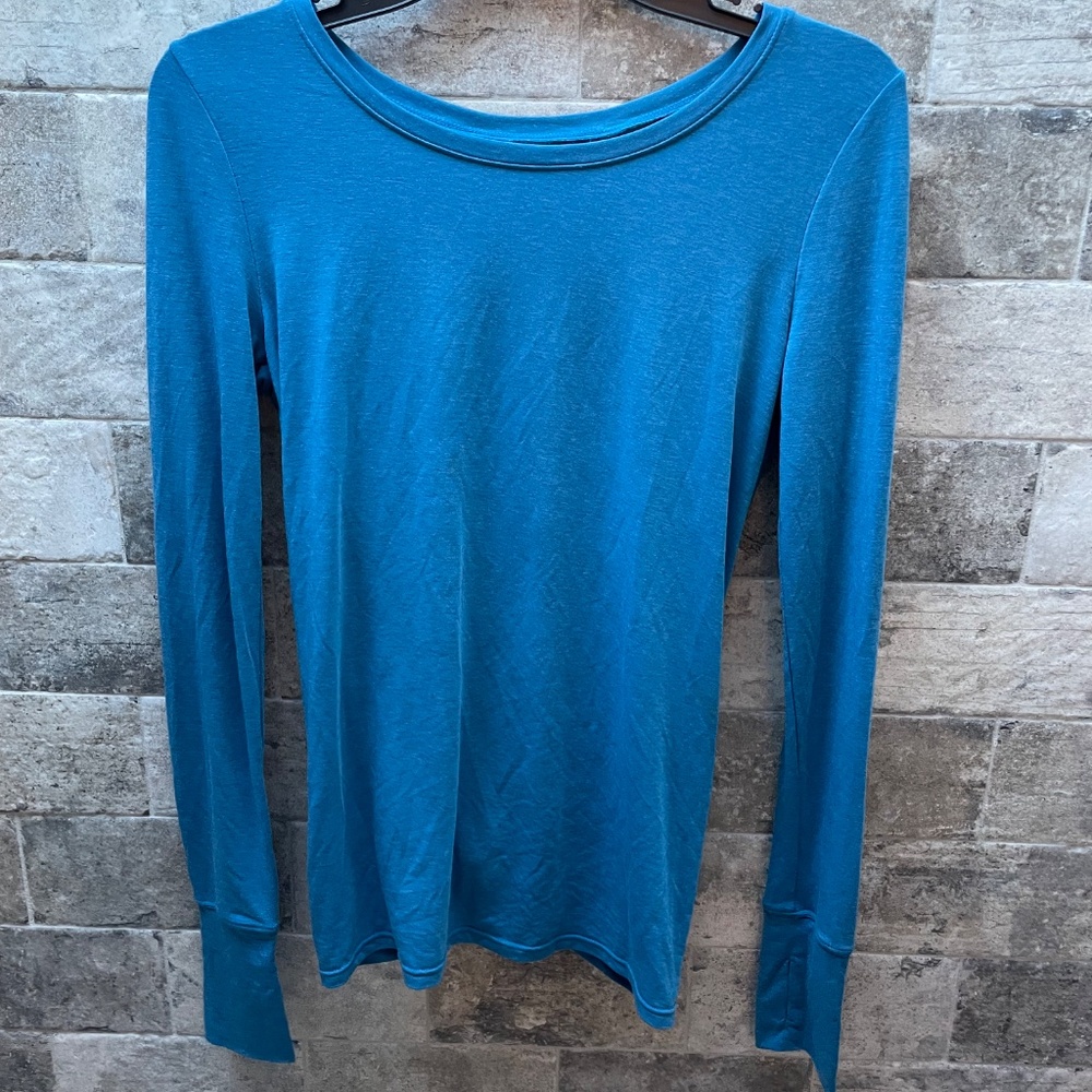 ❤️ GAPFIT GAP FIT TIE BACK LONG SLEEVE TOP SIZE XS - Picture 2 of 6